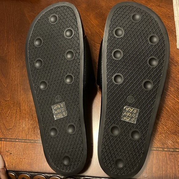 New Alexander McQueen men sandals - Picture 3 of 4